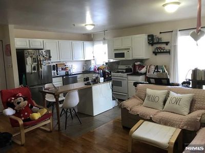 118 Bergen Blvd APT 3A, Palisades Park, NJ, 07650