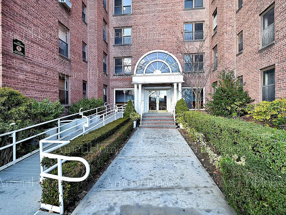 1st image of 3105 Avenue V APT 5A