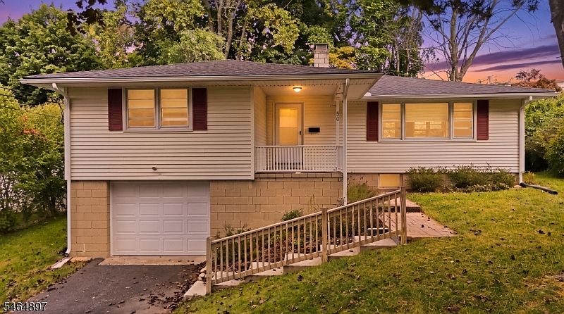 1st image of 50 Hunters Ln