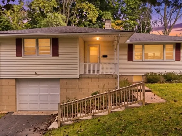 50 Hunters Ln, Sparta Twp., NJ 07871