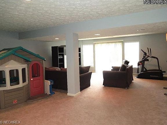 5th image of 4922 Autumnwood Ln