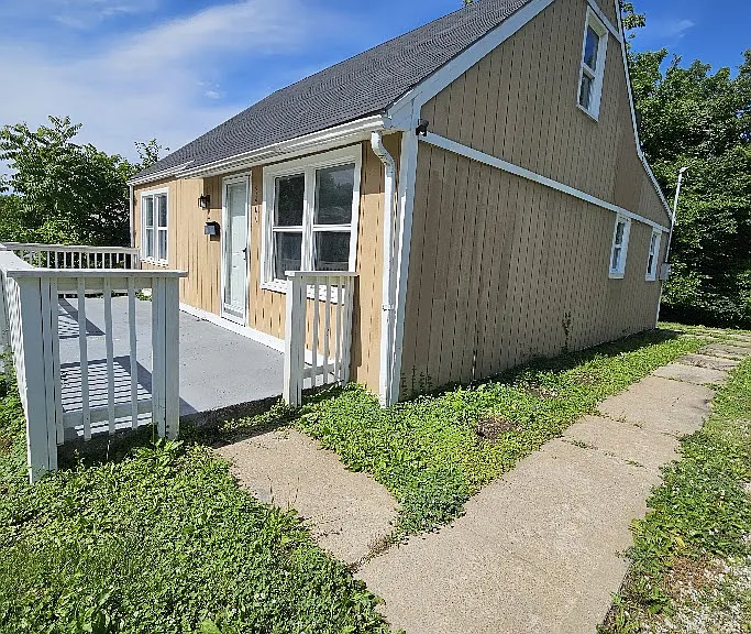 3400 Norton Ave — Photo 1