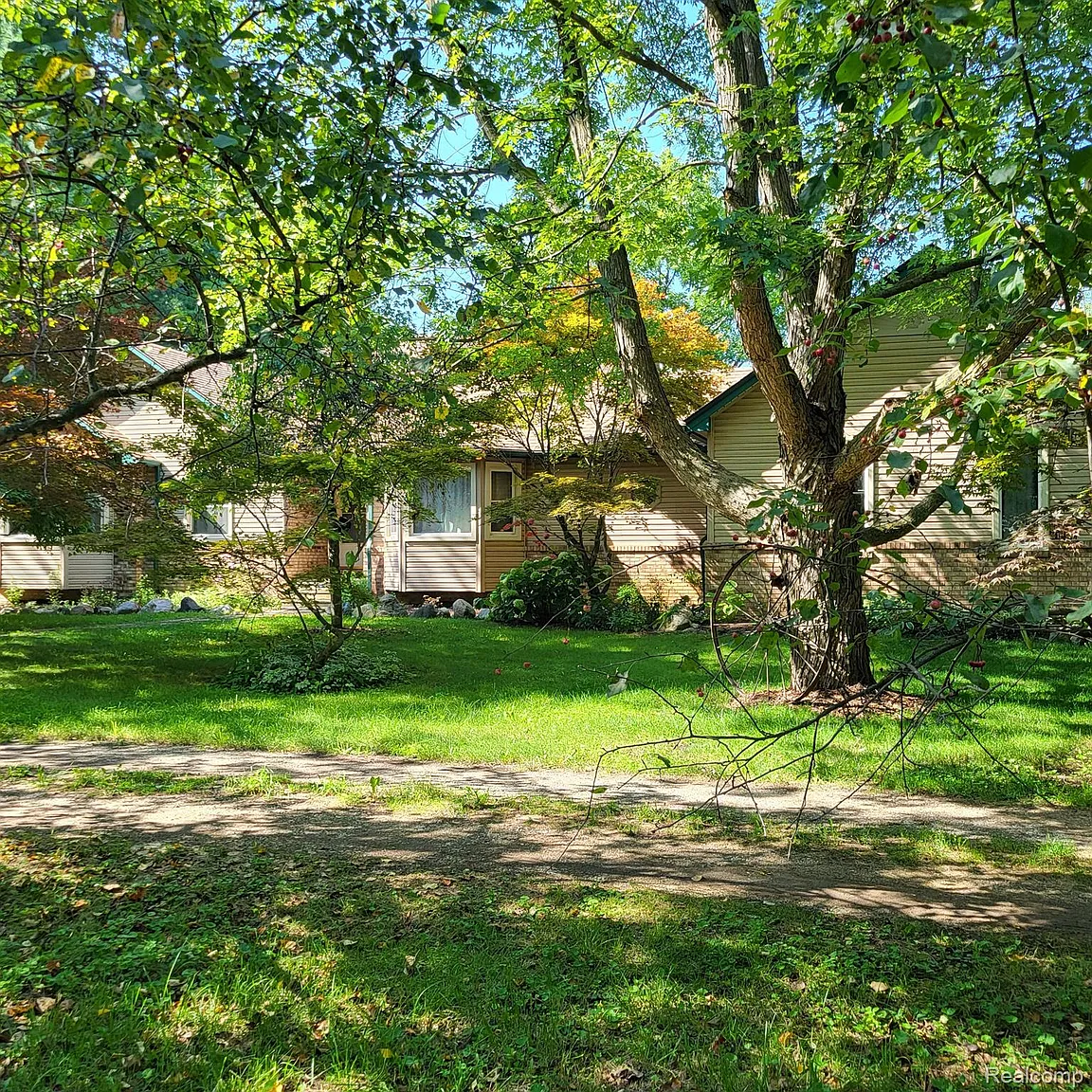 14848 Sharrard Rd photo 1
