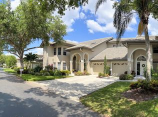 221 Via Perignon, Naples, FL 34119