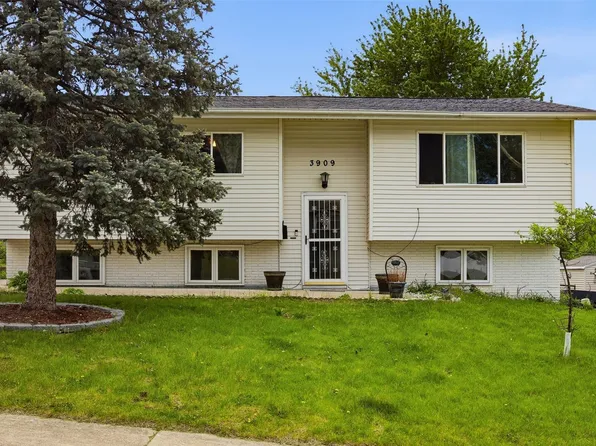 3909 13th Ave SE, Cedar Rapids, IA 52403