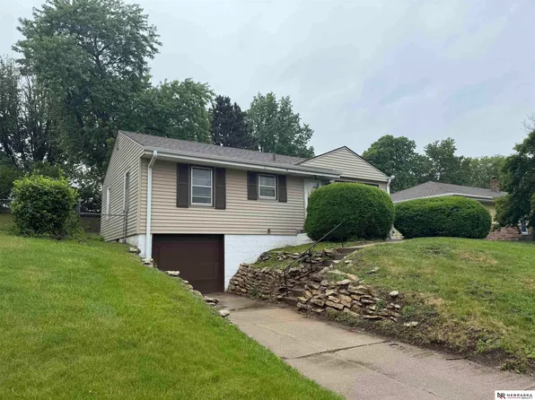 2820 S 76th Ave, Omaha, NE 68124