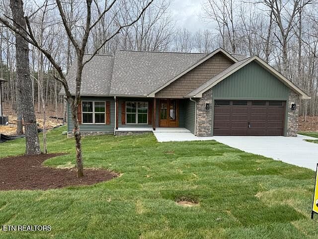 1st image of 178 Hawes Cir