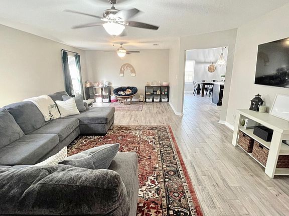 5th image of 115 Palmetto Dr