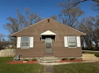 1209 Riverdale Rd, Rock Falls, IL 61071