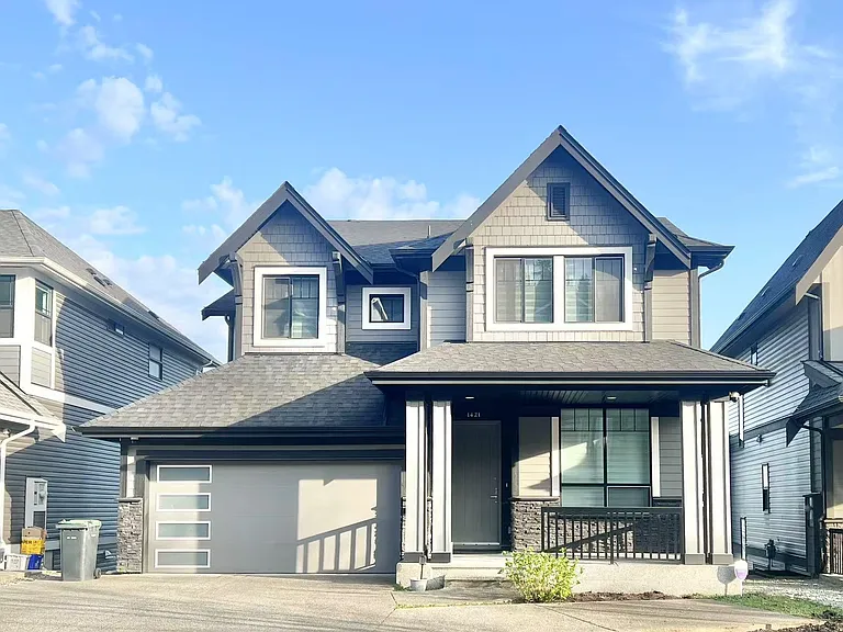 1421 Shay St — Photo 1