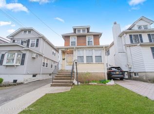 458 Watchogue Rd, Staten Island, NY 10314