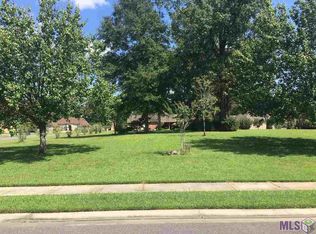 15 Calverton Dr, Baton Rouge, LA 70818