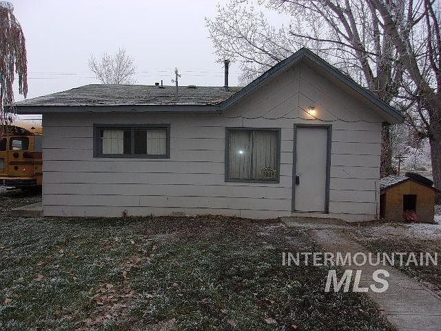 1st image of 1009 S Commercial Ave