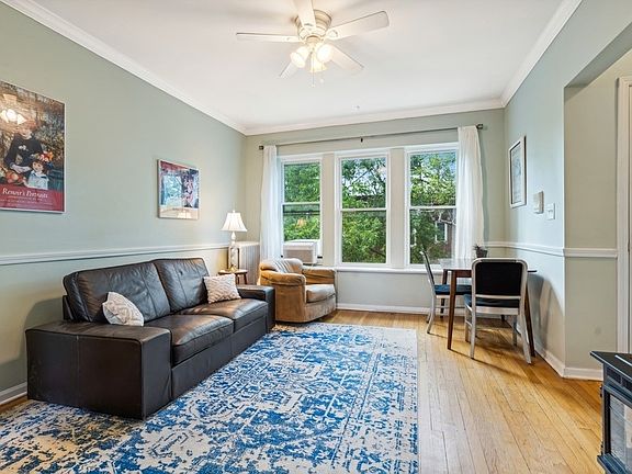 2nd image of 1239 W Ardmore Ave #3