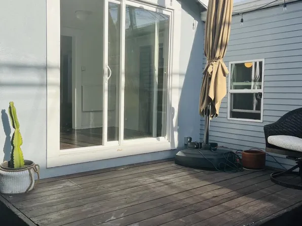 2064 Palm Dr, Hermosa Beach, CA 90254