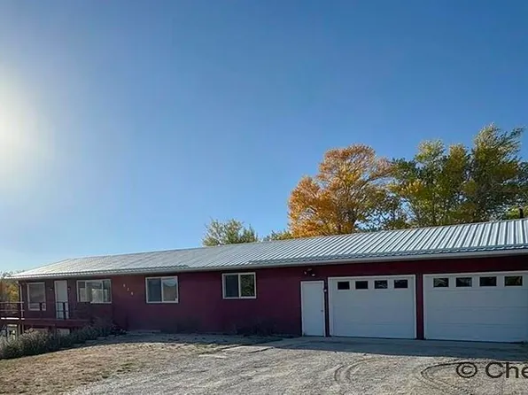820 Barnett Ave, Encampment, WY 82325
