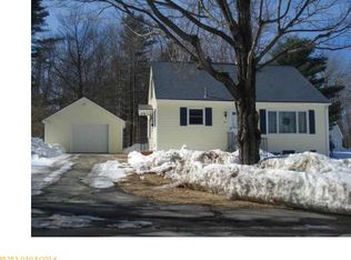 26 Smith St, Augusta, ME 04330