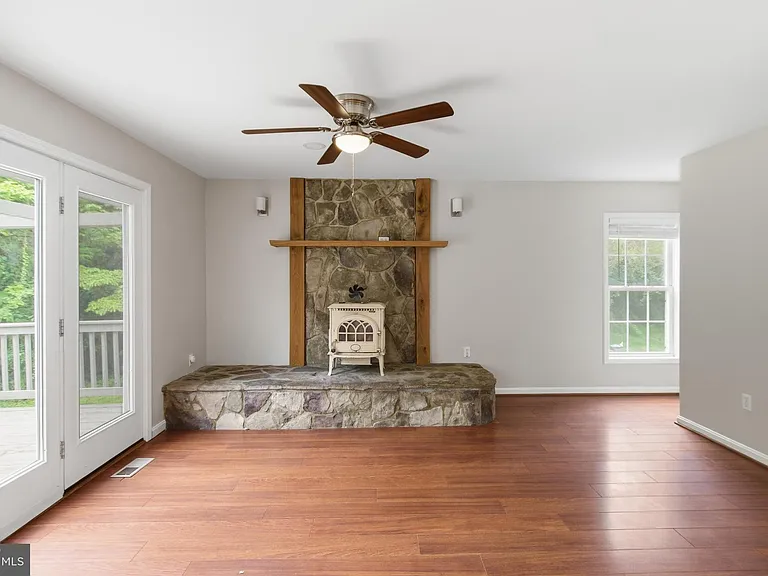 24674 Peach Orchard Ln — Photo 21