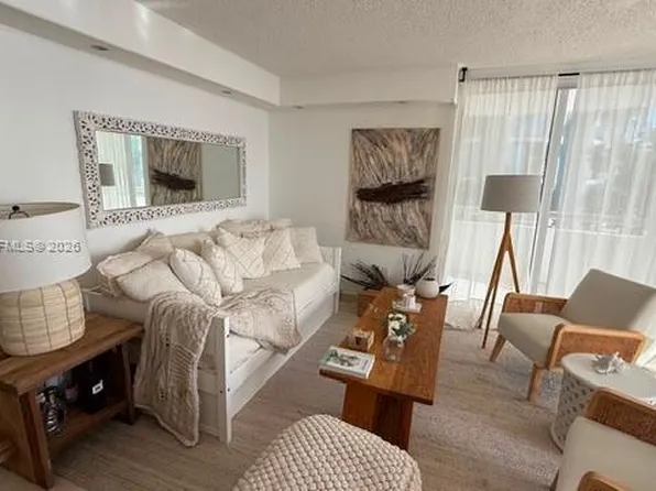 15645 Collins Ave APT 206, Sunny Isles Beach, FL 33160