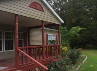 8224 Lake Carroll Dr, Donalsonville, GA 39845