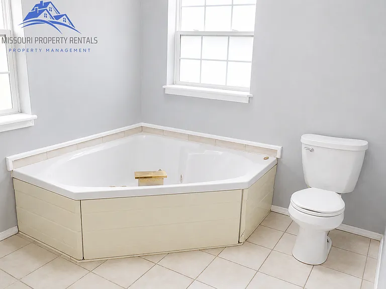216 Spring Meadows Pkwy — Photo 10