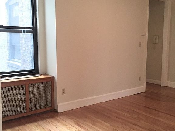 4th image of 115 W 71st St APT 9A