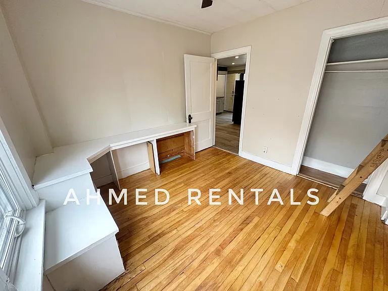 132 Main St #1 — Photo 27