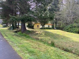 474 NE Starr Creek Dr, Yachats, OR 97498