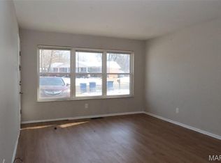 835 Cole Blvd, Saint Charles, MO 63301