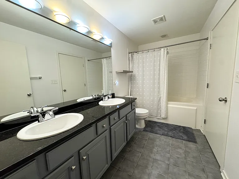 2107F Grand Ave #603F — Photo 9