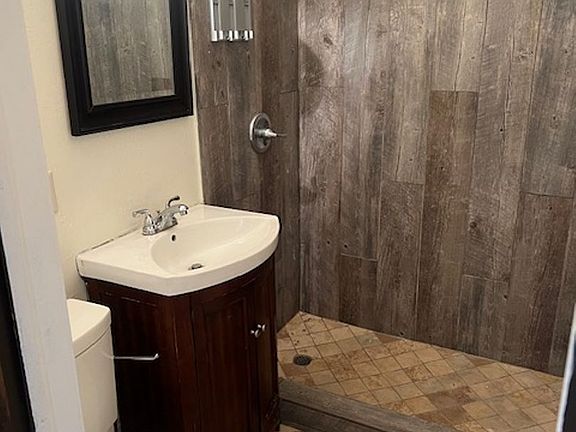3rd image of 1130 E Gurley St #21