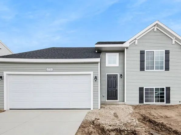 1735 Harper Grove Ln, Vicksburg, MI 49097