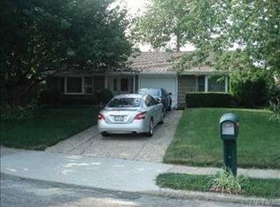 11 Anne Dr, Selden, NY 11784