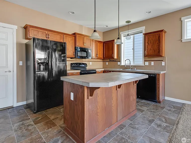 3114 Highlands Blvd — Photo 2
