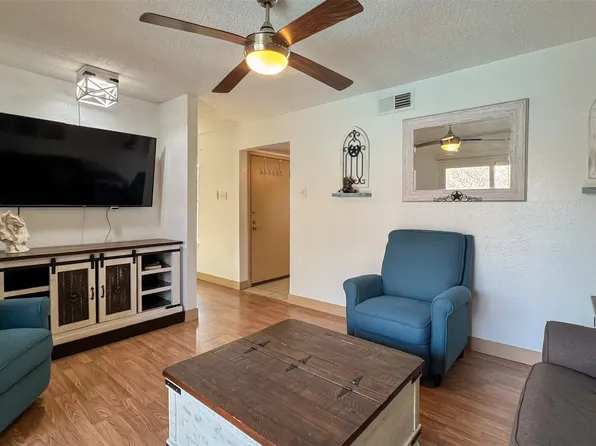 5335 Bent Tree Forest Dr APT 212, Dallas, TX 75248