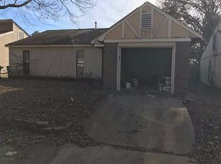 5615 Maple Tree Dr, Memphis, TN 38115