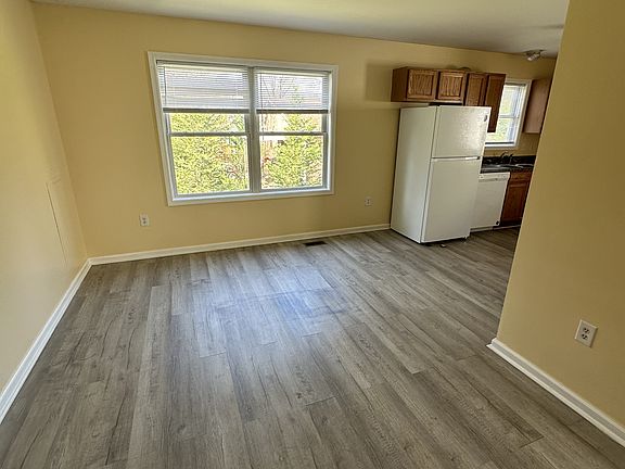 4th image of 2 Regan Ln