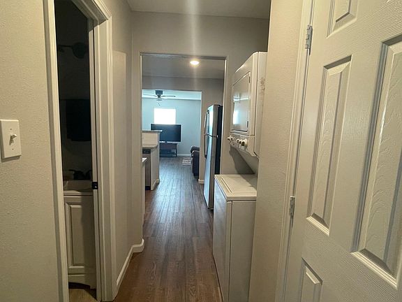 2nd image of 501 NE 19th St #503