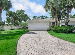 9543 Crescent View Drive N, Boynton Beach, FL 33437