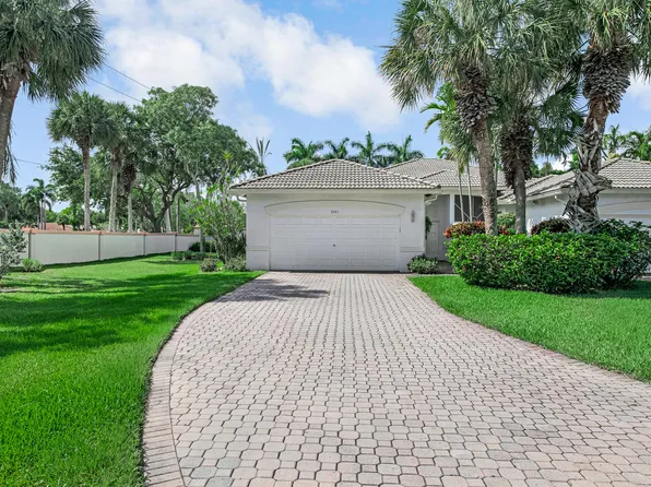 9543 Crescent View Drive N, Boynton Beach, FL 33437