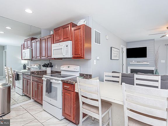 5th image of 119 72nd St #4404