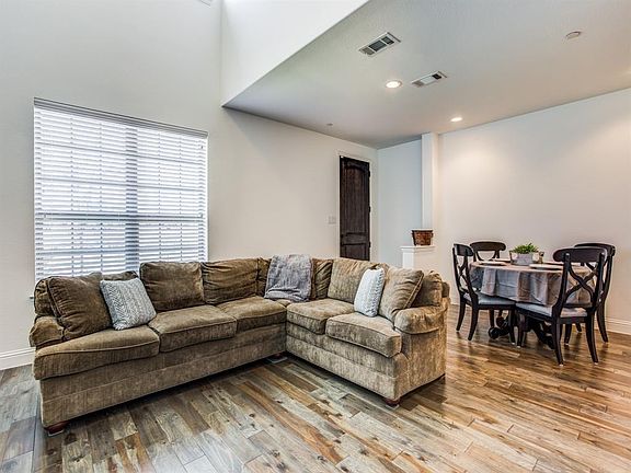 4th image of 3713 Quail Wood Dr