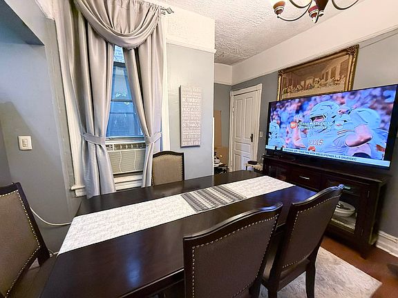 5th image of 651 Saint Johns Pl Floor 1