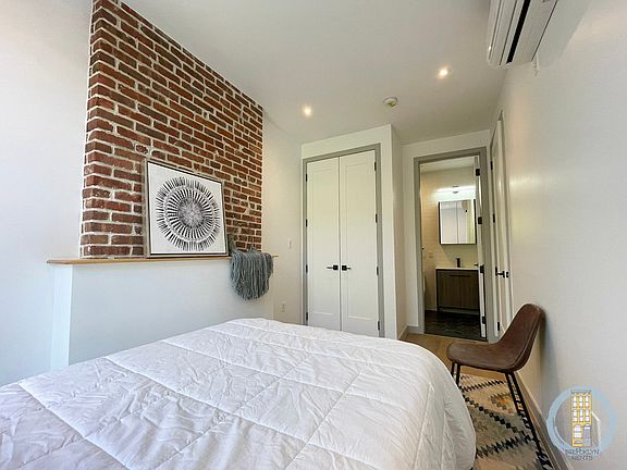 4th image of 750 Macdonough St #3B