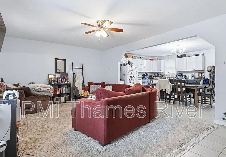 16 Central St — Photo 1