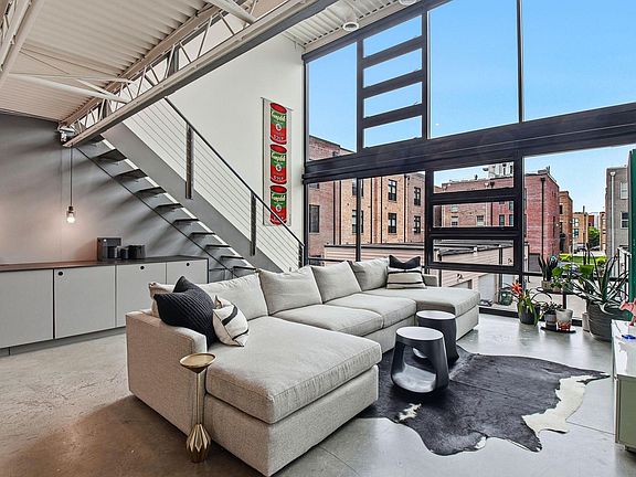 4th image of 367 Auden Ave APT 210
