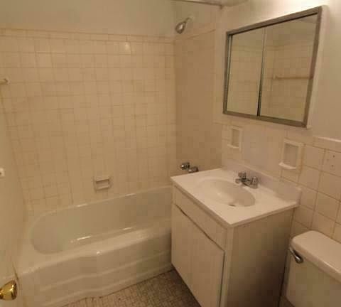 3rd image of 18311 Hillside Ave #11G