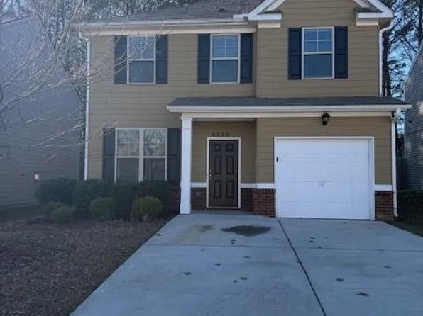 6536 Woodwell Dr, Union City, GA 30291