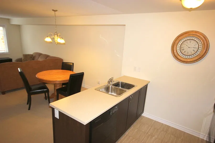 683C Sue Holloway Drive — Photo 4
