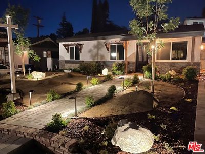 21819 Dumetz Rd, Woodland Hills, CA, 91364